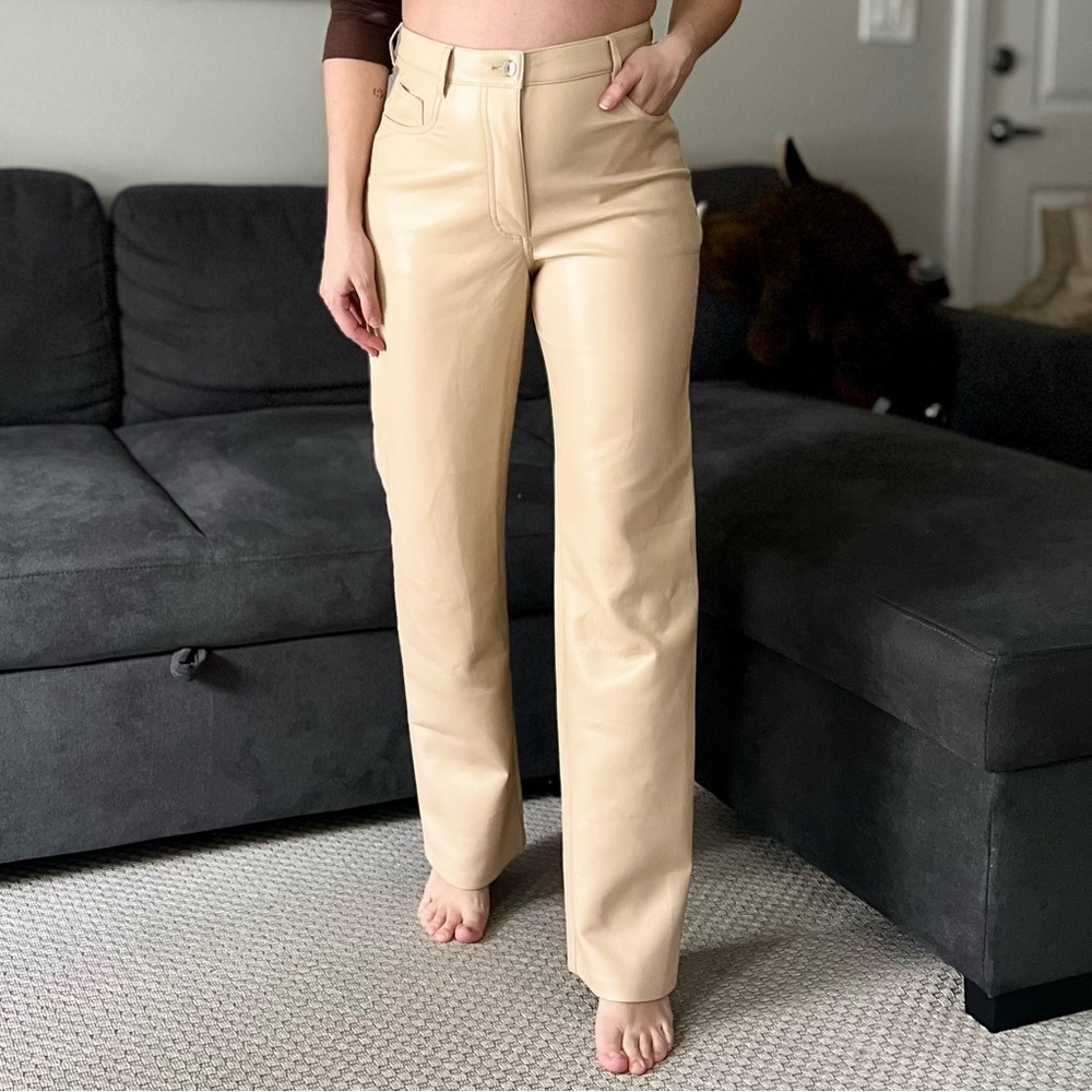 Wilfred Aritzia Melina Vegan Leather Straight Leg Pants - Cream Beige - Size 8